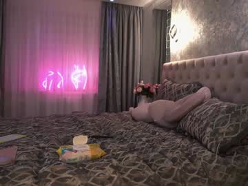 webcam girl sweety_rinushka_ live cam image #12409872
