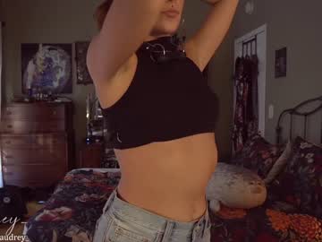 webcam girl audrey_ live cam image #3470428