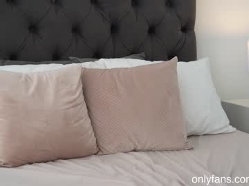 webcam girl naughtysammx live cam image #7995119