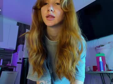 webcam girl jerkoffstation live cam image #10474445