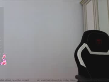 webcam girl small_blondee live cam image #9267678
