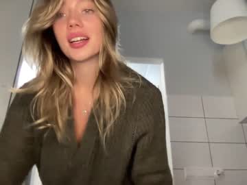 webcam girl angel_from_sky live cam image #7111995