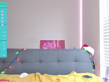 webcam girl petitebrat live cam image #4272670