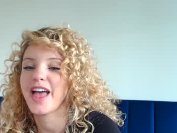 webcam girl theislandgirl live cam image #12565722