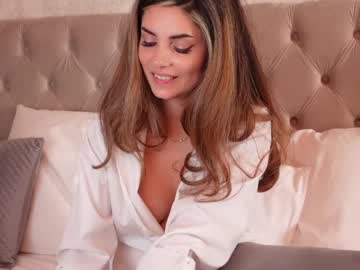 webcam girl alliesynn live cam image #879713