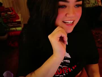 webcam girl annatigarr live cam image #10336029