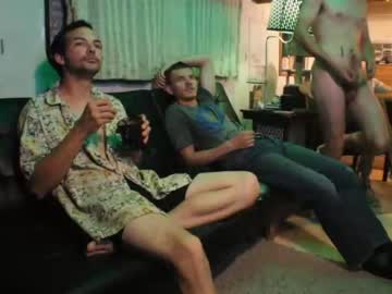 webcam man hollandhousestudios live cam image #2103021