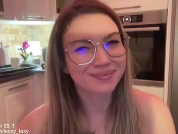 webcam girl lecsy live cam image #1743896