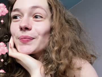 webcam girl mxxnsxsul live cam image #3084376