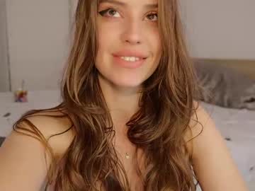 webcam girl fazeyj live cam image #12580712