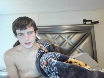 webcam man gayndepressed live cam image #3182899
