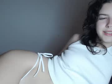 webcam girl frenchava live cam image #6212309