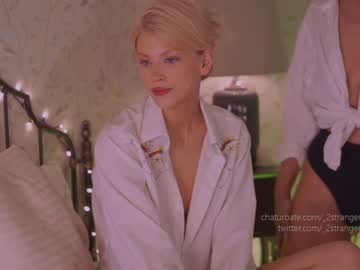 webcam girl _2strangers live cam image #3230407