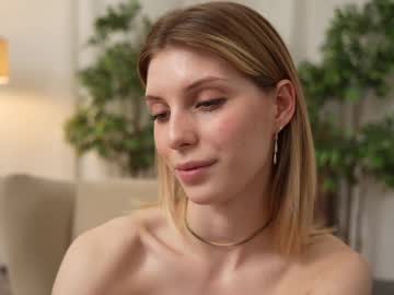 webcam girl refined_style live cam image #12564811