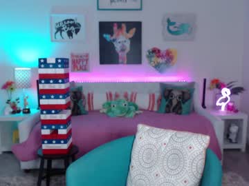 webcam girl holihurricane live cam image #5809980
