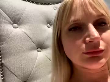 webcam girl kaybaybay_ live cam image #2228810