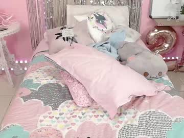 webcam girl little_effy18 live cam image #2407598