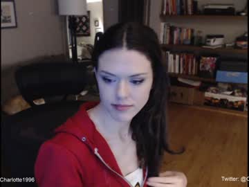 webcam girl charlotte1996 live cam image #1221511