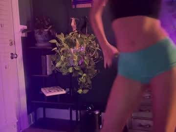 webcam girl oliviahansleyy live cam image #11539148