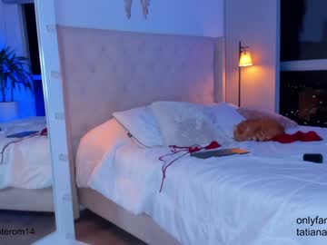 webcam girl swt_molly live cam image #7406538