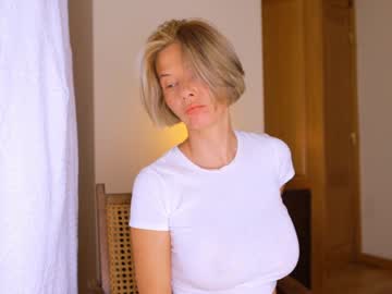 webcam girl velvet_daydream live cam image #7315868
