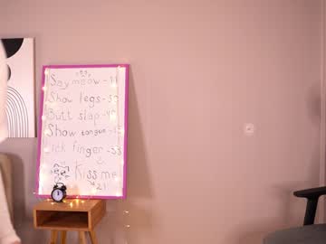 webcam girl oliviavilolobos live cam image #9678913