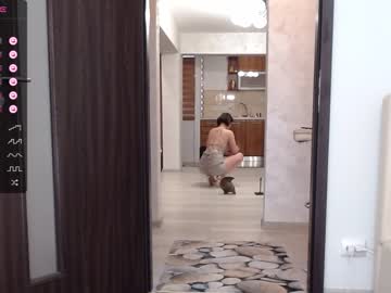 webcam girl carmela_fox live cam image #7073513