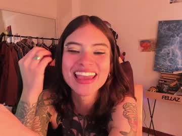 webcam girl alone_together_ live cam image #8092819