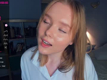 webcam girl sun_shiiine live cam image #5588652