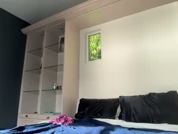webcam girl zeekthefreek22 live cam image #12693694