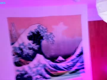 webcam girl littlee33 live cam image #778016