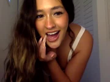 webcam girl teleaevansss live cam image #9824922