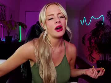 webcam girl oliviaowens live cam image #12955452