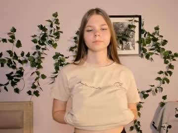 webcam girl janicereeves live cam image #6991446
