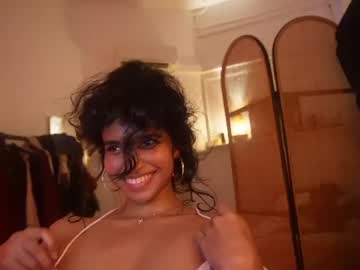 webcam girl isbelmarie live cam image #12993300