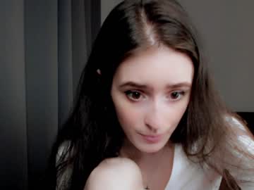 webcam girl lisawoo live cam image #2598393