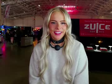 webcam girl oliviaowens live cam image #10816521