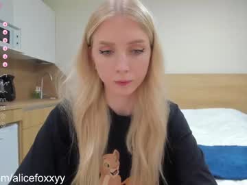 webcam girl oh_honey_ live cam image #7180059
