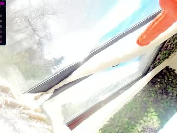 webcam girl sassyt33n live cam image #4688757
