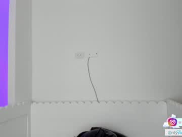 webcam girl pavlovacoluccii_ live cam image #7395923