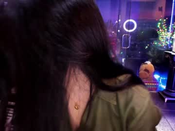 webcam girl alma_pearl live cam image #9268490