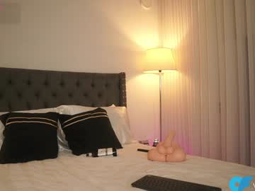 webcam girl violett_bray live cam image #10896339