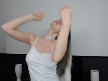 webcam girl yana_squrel_22 live cam image #3895092