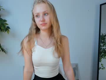 Cam for merciaembry