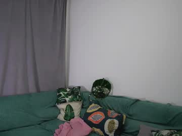 webcam girl merylblackhurst live cam image #12098843