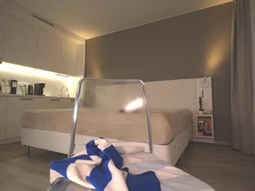 webcam girl nica_rock live cam image #10776927