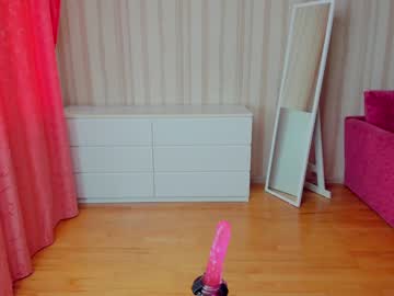webcam girl masha_squirtle live cam image #543378
