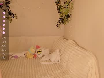webcam girl shycinderella live cam image #9287484