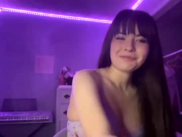 webcam girl heavenlynightshade live cam image #4399010