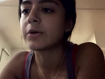 webcam girl sweetiebabyneedsmilkk live cam image #12450516